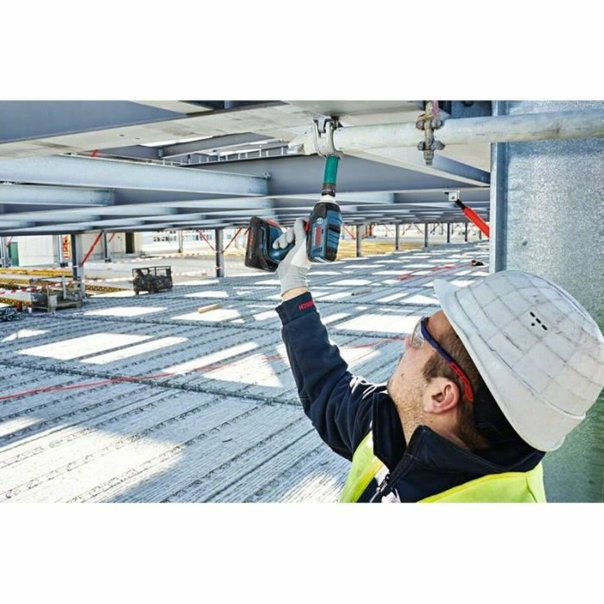 V8HF324FBDF6DFAC230303E9FA3012B6DDDR5155932P3