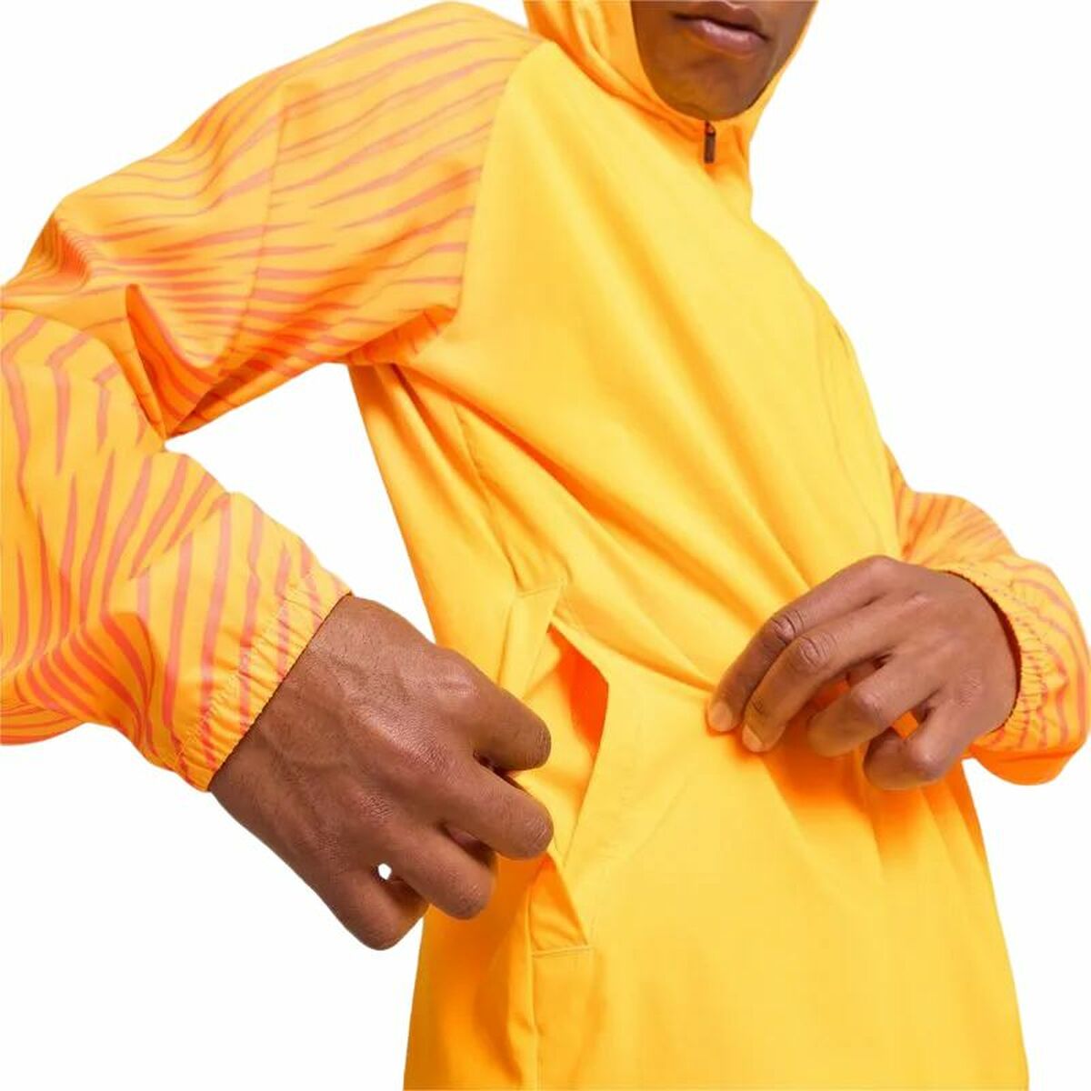 V4H604E713050F77ED380F38BAA2AD46048R5559396P3