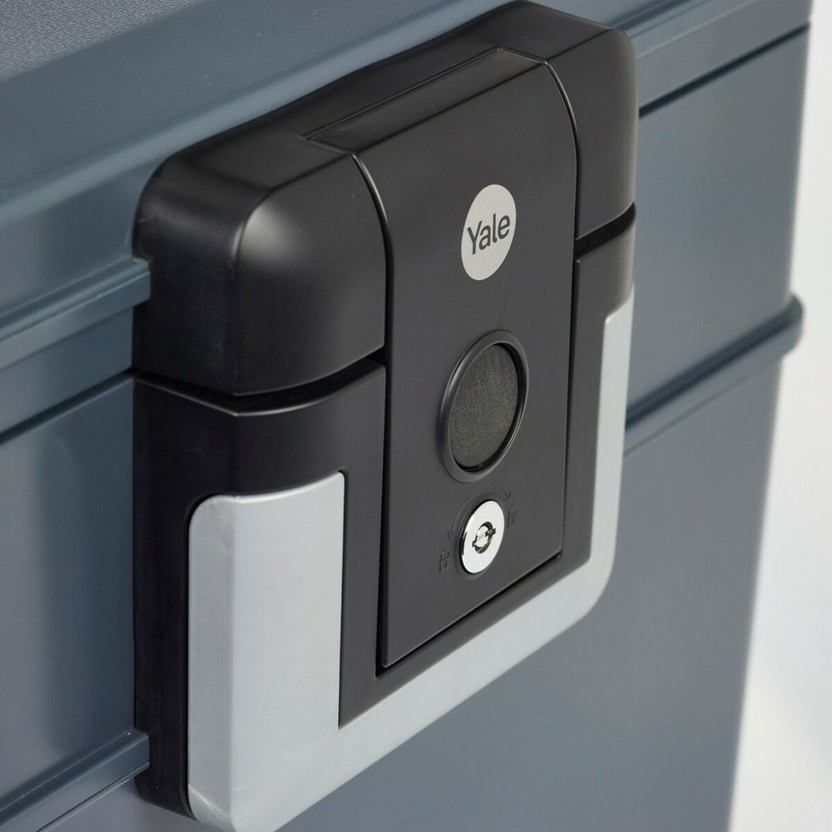 V6H6BAD0D673643A1BB8D4F8317BE8BE7B6R6536813P8