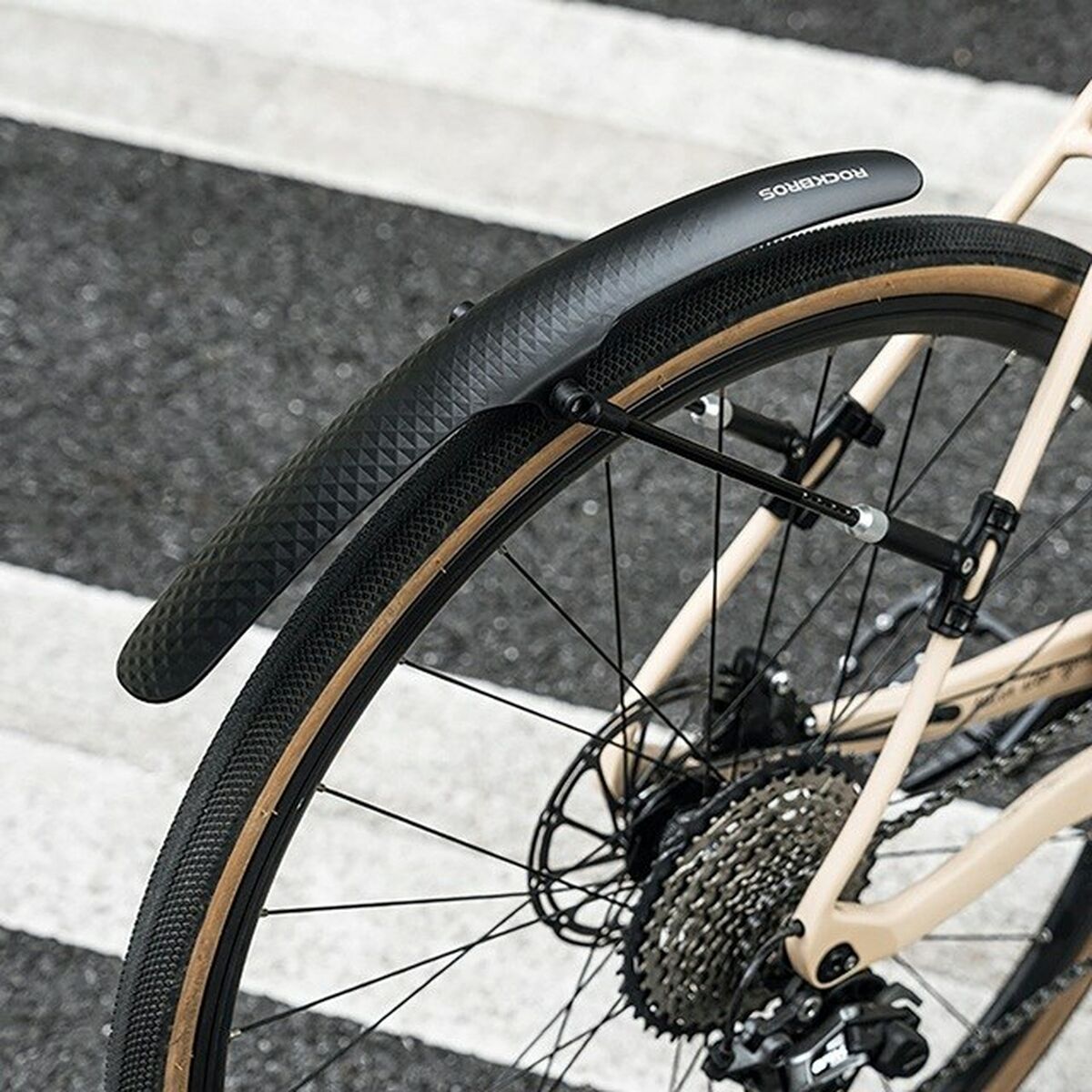 V4H771B3ABD2459F84E0C17A80547623B04R6464766P2