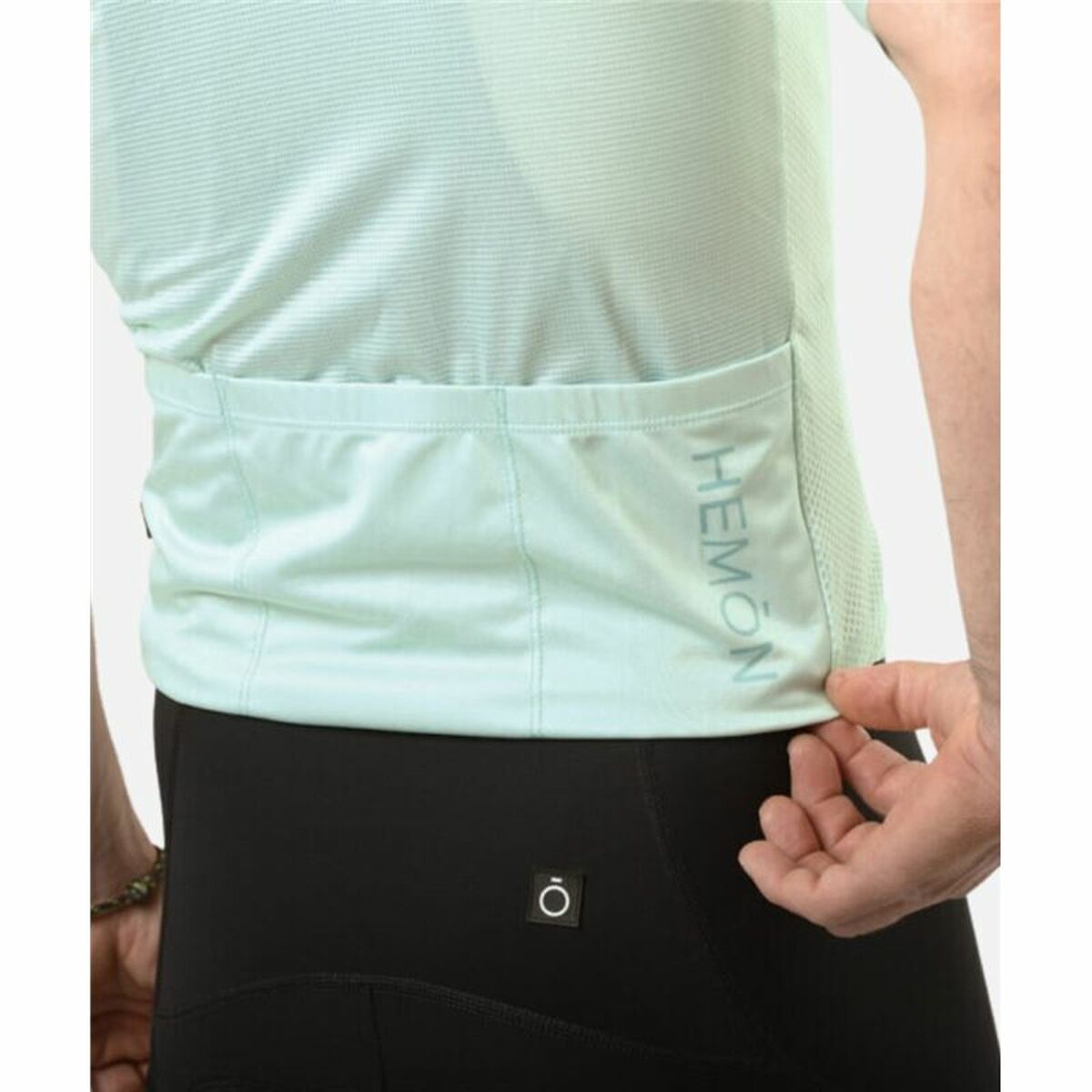 V6H973A255F32817E7B803E01B9171EAE34R5494687P2