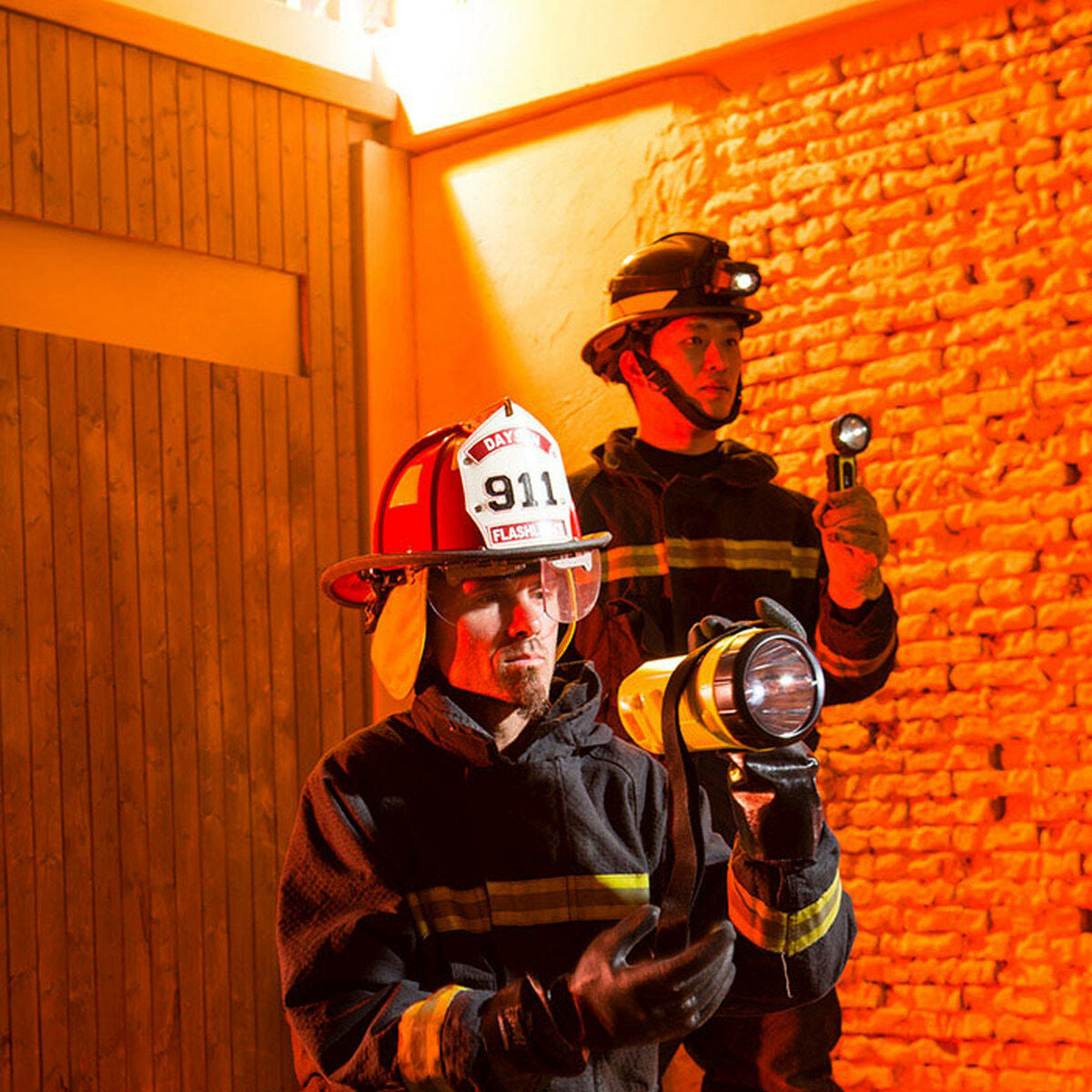 V4H6FA3DAB900FC1346AD9821636F9CA9C3R7198789P4