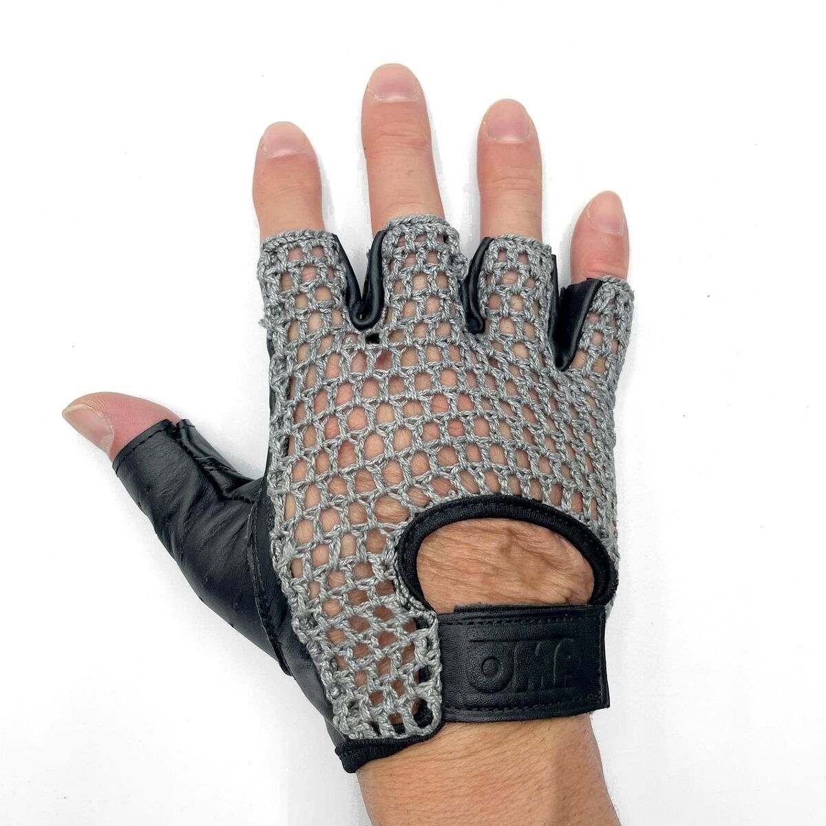 V6H5A042FC8B66616BF60AFDC4404C8DC7FR4056624P6