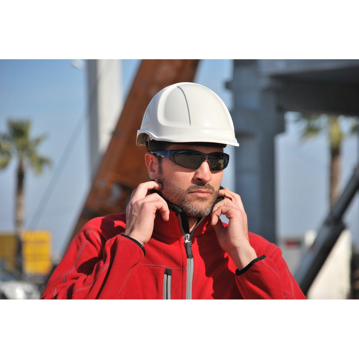 V4H5104B58ECE3D396BDF894B9C237A0E6CR6631309P7